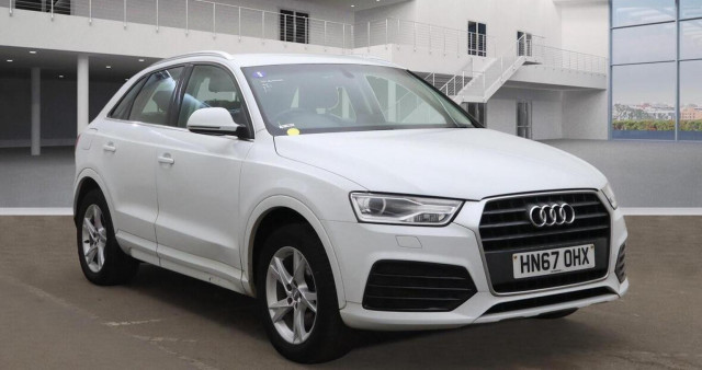 AUDI Q3