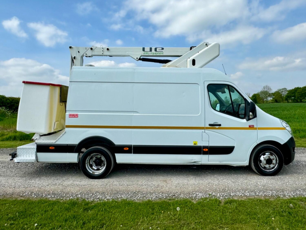 RENAULT MASTER