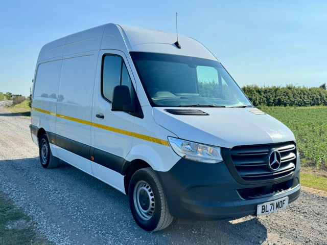 MERCEDES-BENZ SPRINTER 2.0 315 CDI RWD UTILITY SPEC