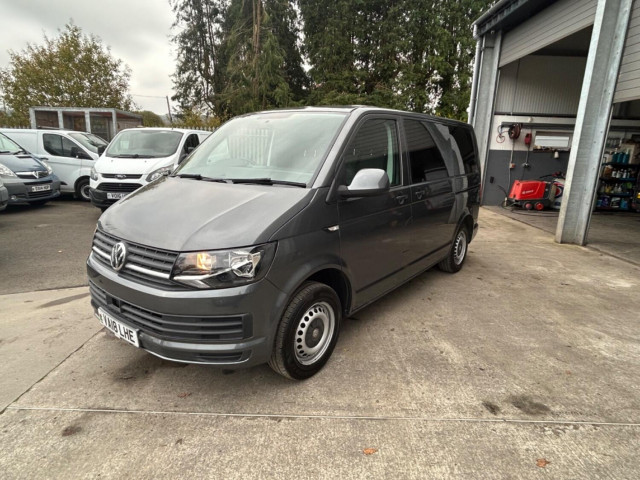 VOLKSWAGEN TRANSPORTER