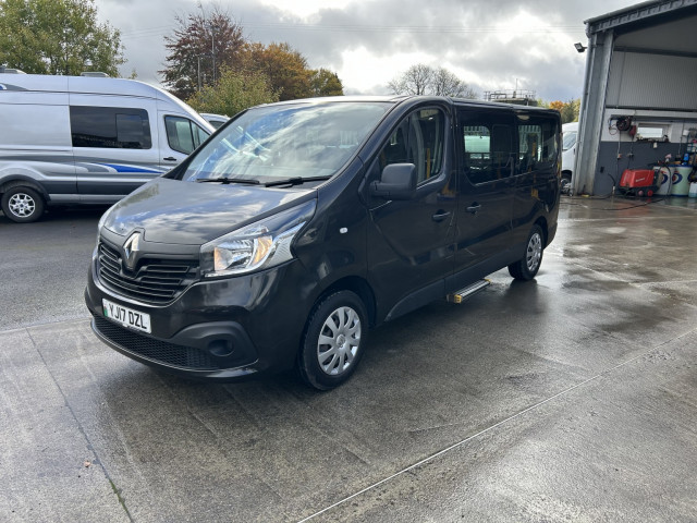RENAULT TRAFIC
