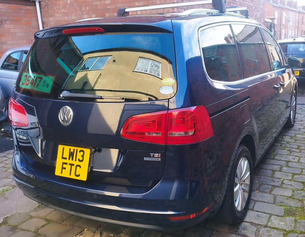 VOLKSWAGEN SHARAN