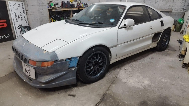 TOYOTA MR2 Turbo