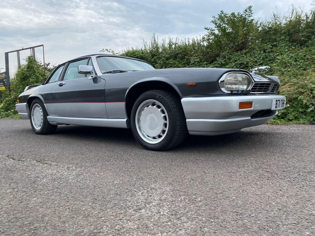 View JAGUAR XJS XJS-C 3.6 TWR MANUAL 