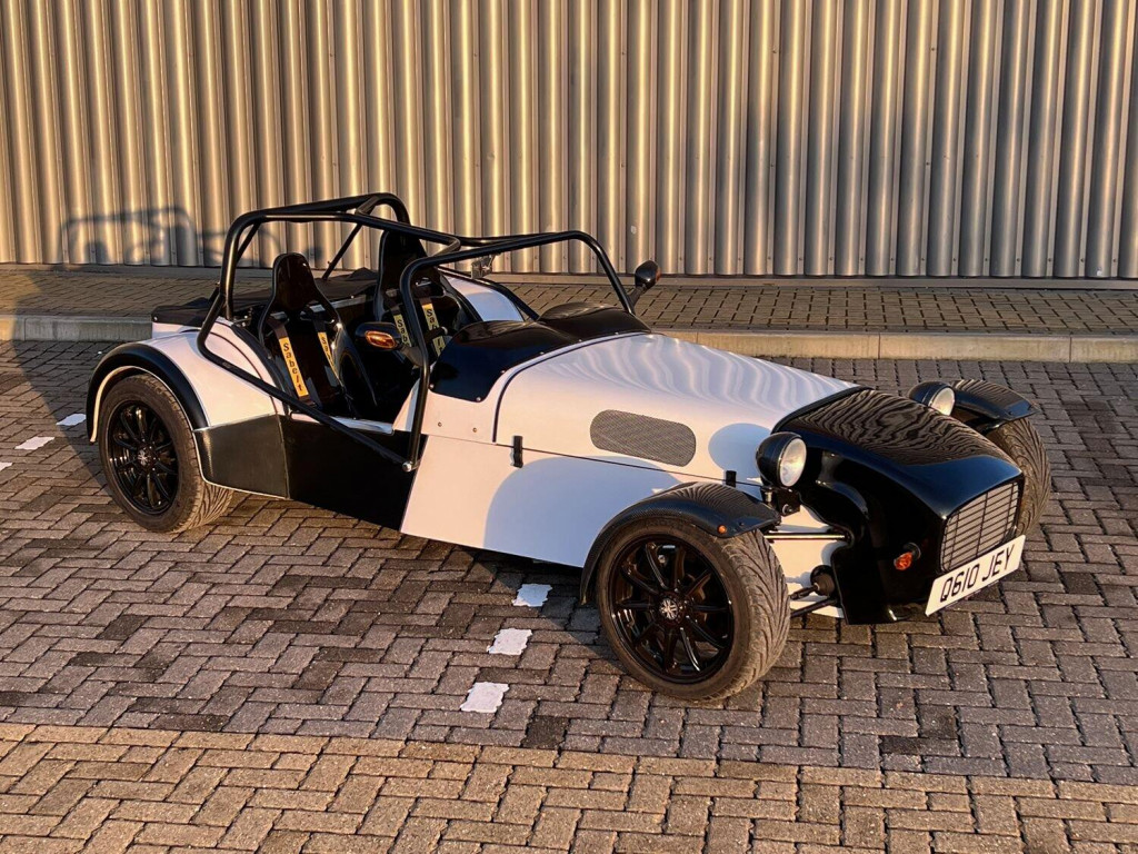View FORD FOCUS ENGINED 2.0 ZETEC FORMULA 27 KIT CAR 
