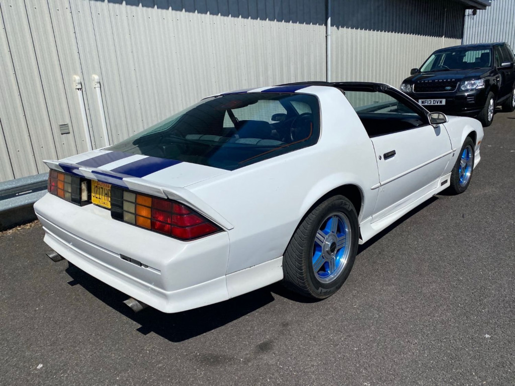 View CHEVROLET CAMARO RS 5.0 V8 T-BAR