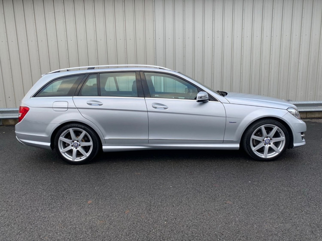 View MERCEDES-BENZ C CLASS C200 CDI BLUEEFFICIENCY SPORT ESTATE