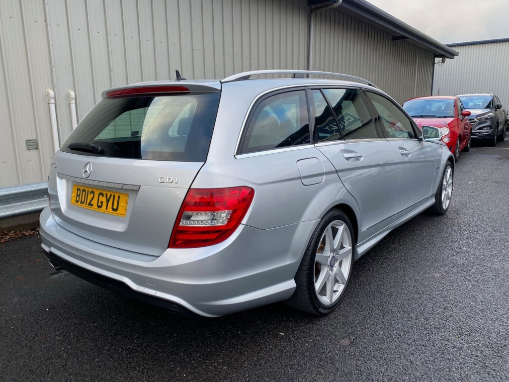 View MERCEDES-BENZ C CLASS C200 CDI BLUEEFFICIENCY SPORT ESTATE