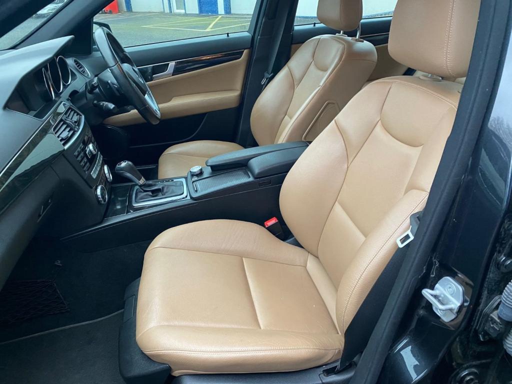 MERCEDES-BENZ C CLASS