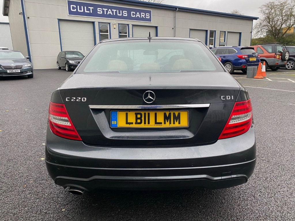 View MERCEDES-BENZ C CLASS C220 CDI BLUEEFFICIENCY AMG SPORT SALOON AUTO