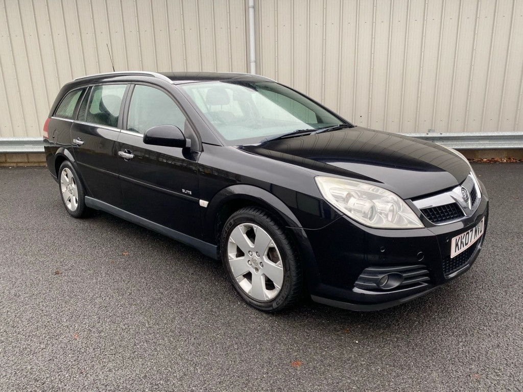 View VAUXHALL VECTRA ESTATE ELITE 3.0 V6 CDTI DIESEL