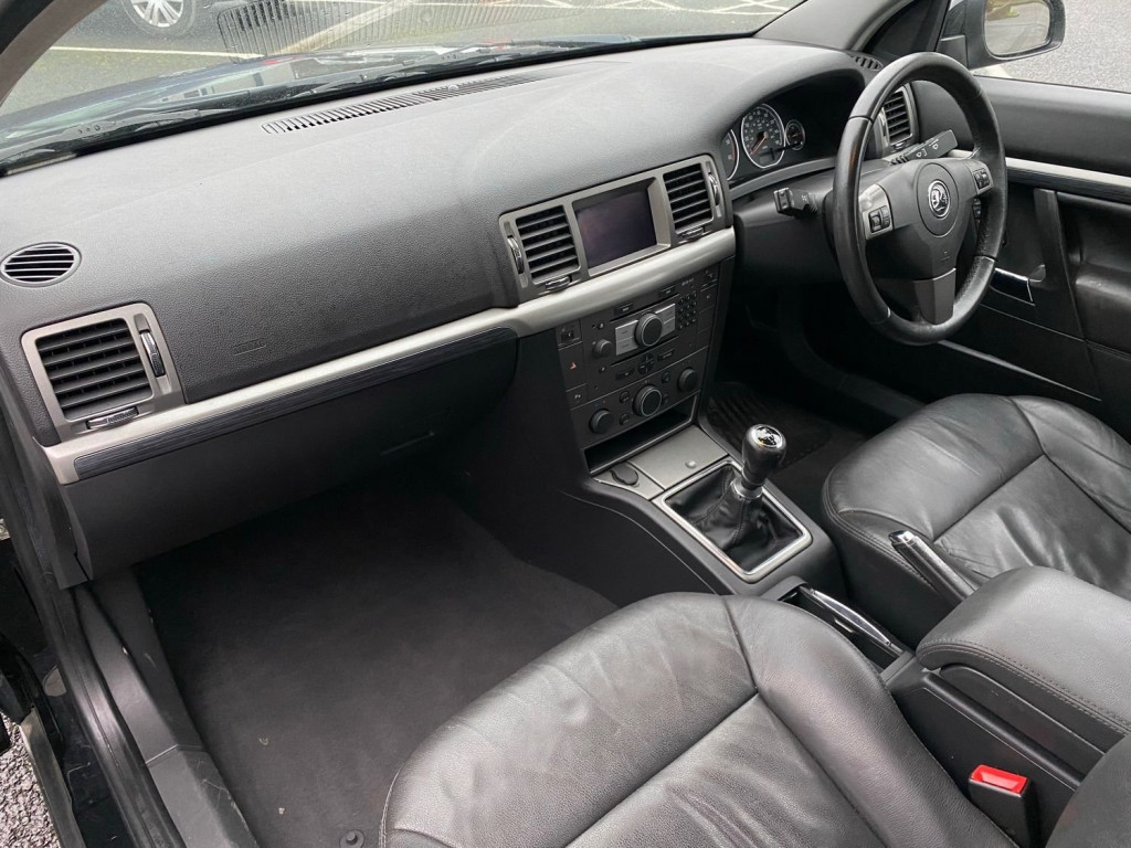 VAUXHALL VECTRA