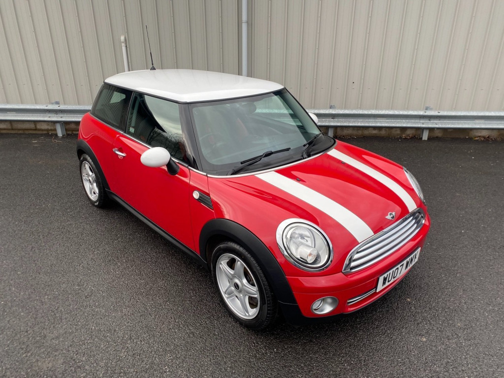 View MINI HATCH COOPER 1.6 PETROL MANUAL