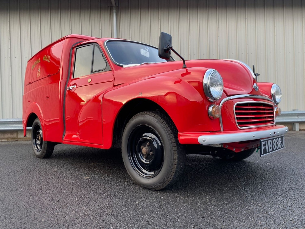 View MORRIS MINOR CLASSIC ROYAL MAIL POST OFFICE VAN