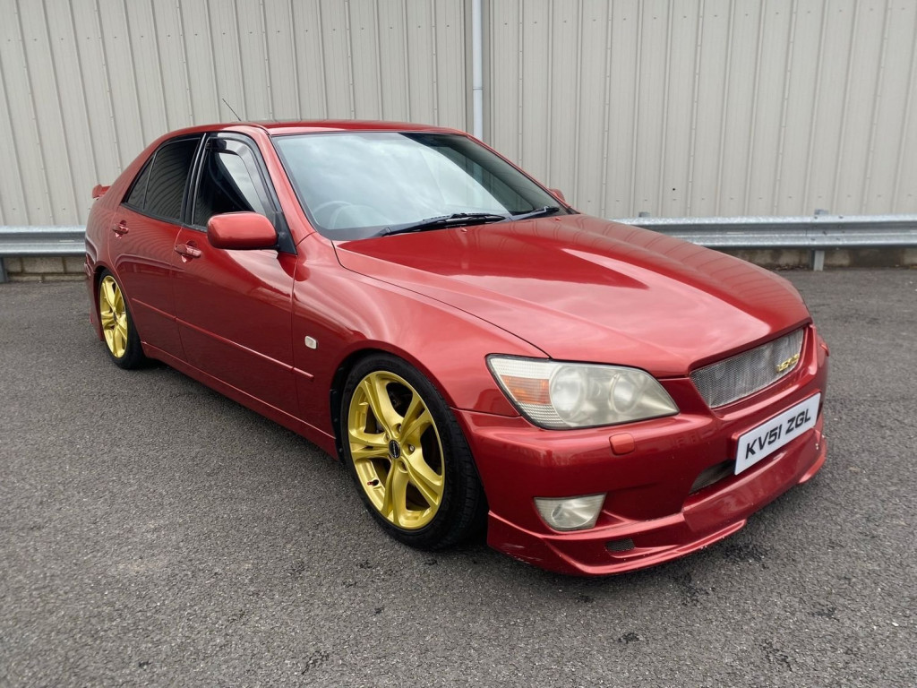 View LEXUS IS 200 SE MANUAL MODIFIED SHOW CAR