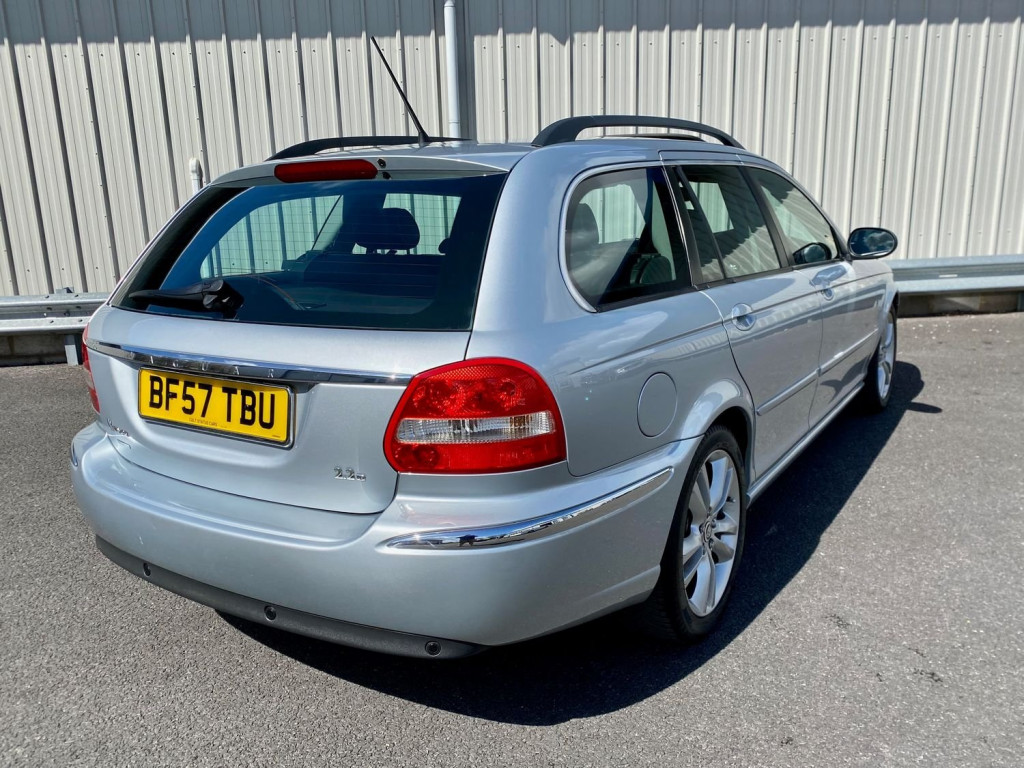 JAGUAR X-TYPE