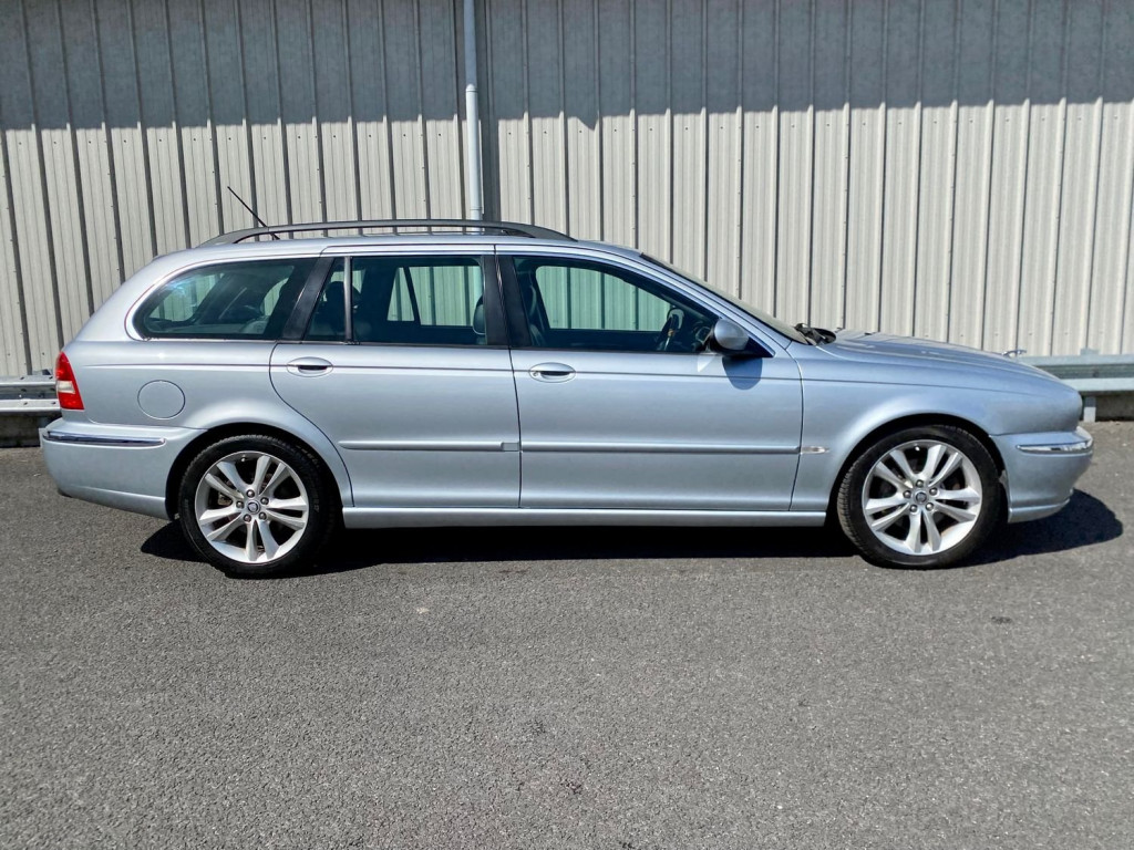 JAGUAR X-TYPE