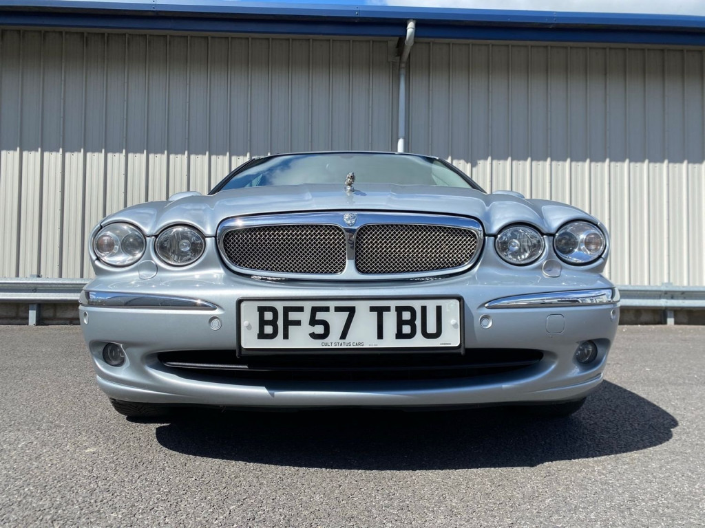 JAGUAR X-TYPE