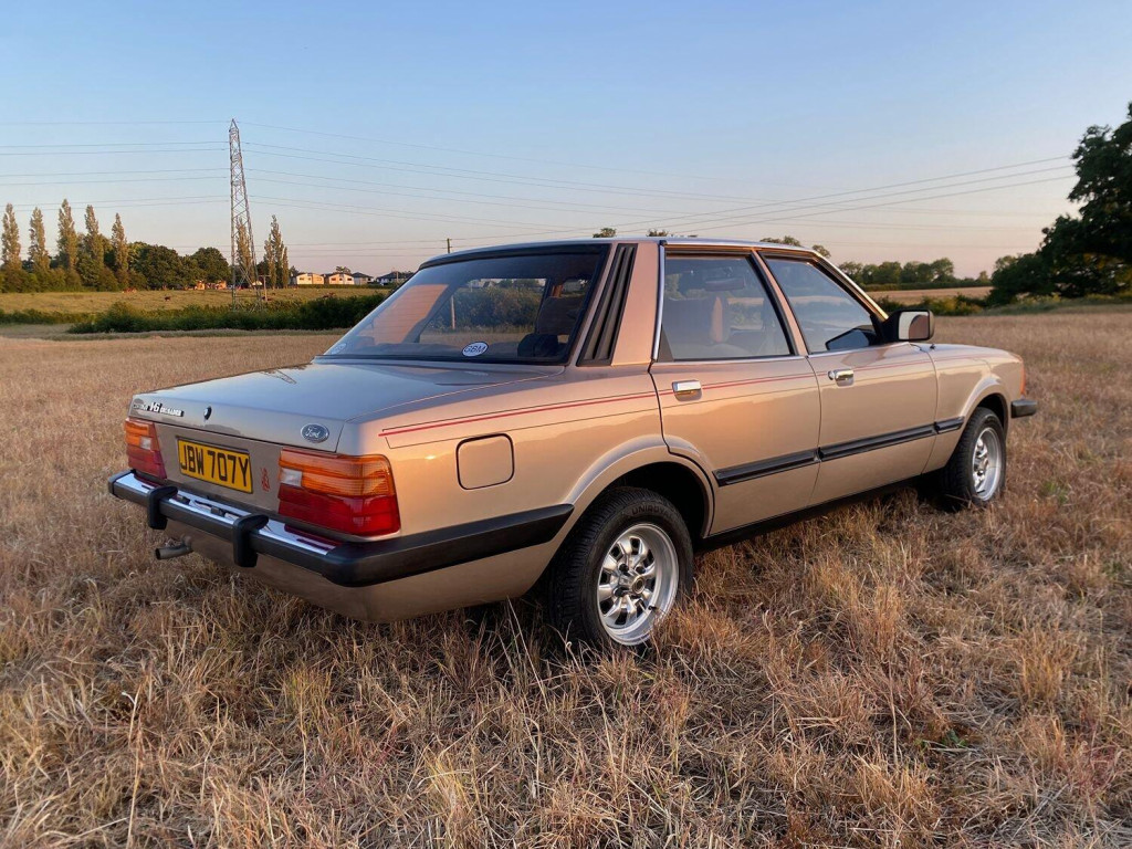 FORD CORTINA