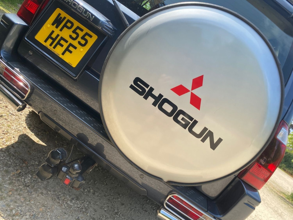 MITSUBISHI SHOGUN
