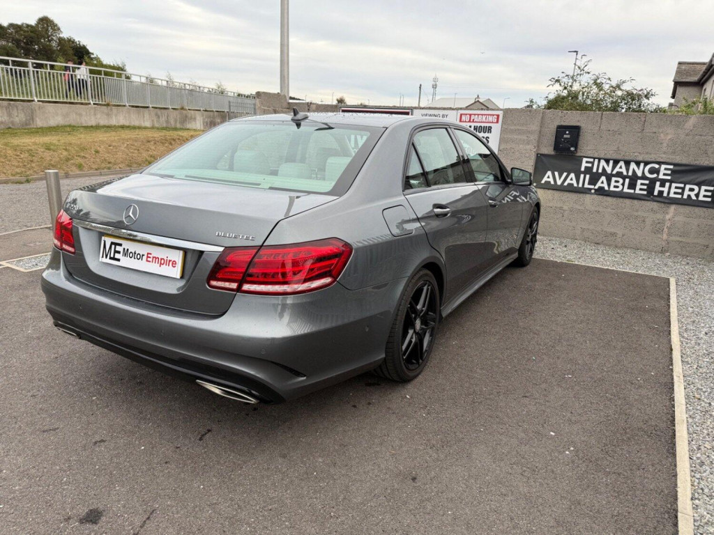 MERCEDES-BENZ E CLASS