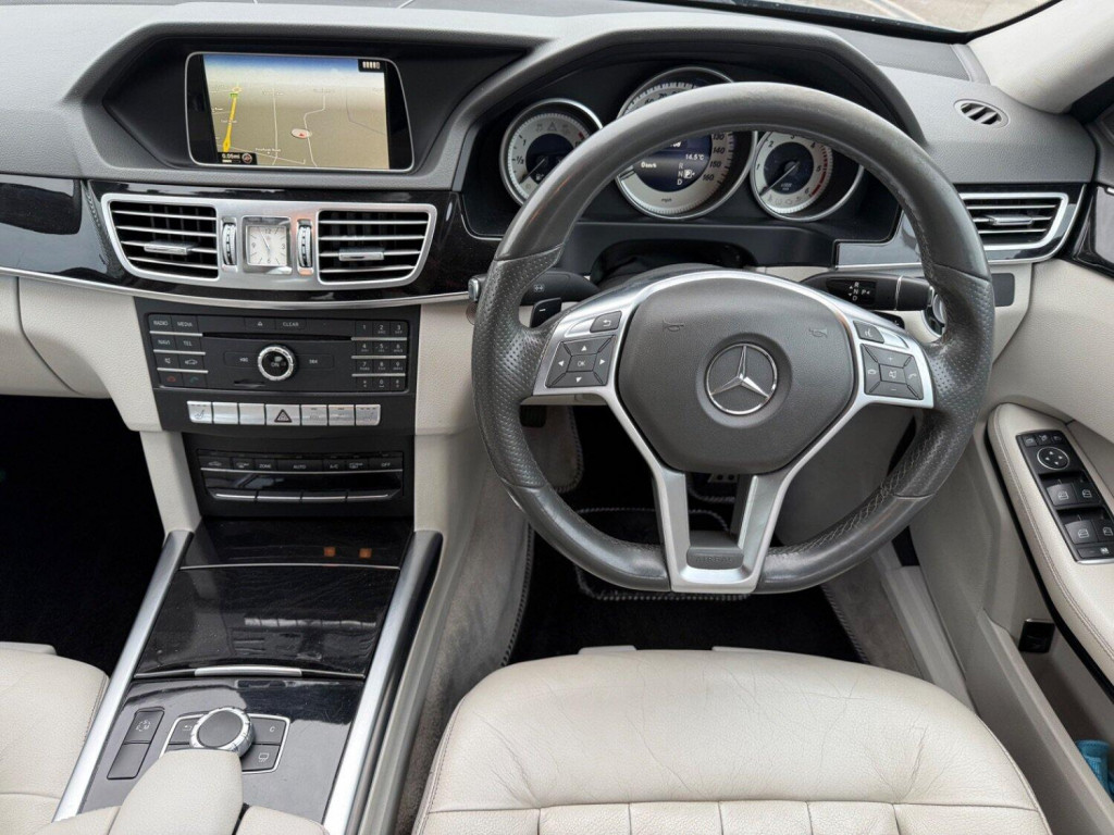 MERCEDES-BENZ E CLASS