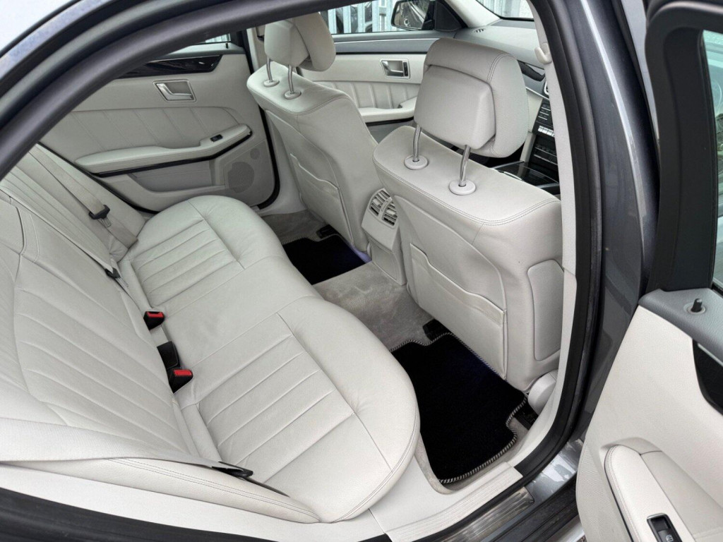 MERCEDES-BENZ E CLASS