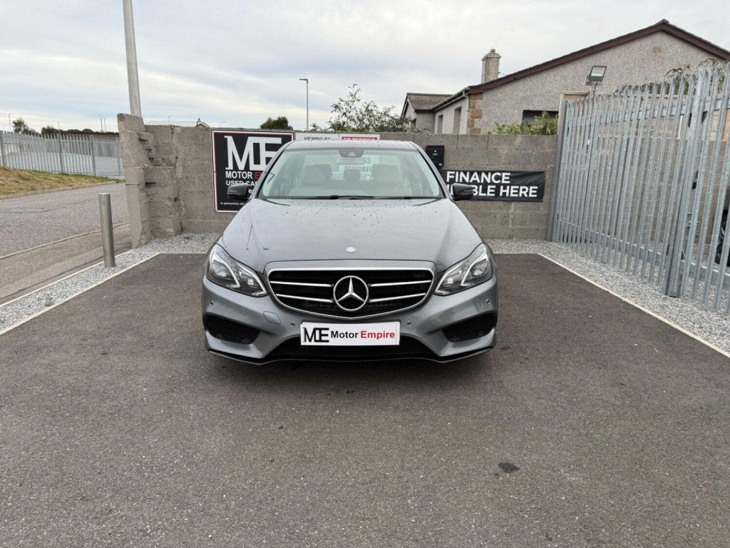 View MERCEDES-BENZ E CLASS 2.1 E220 BlueTEC AMG Night Edition