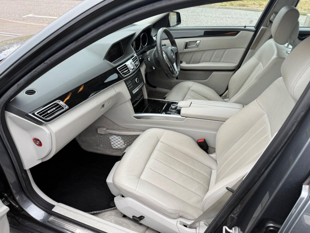 MERCEDES-BENZ E CLASS