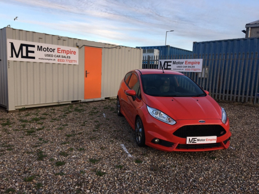 View FORD FIESTA ST-2