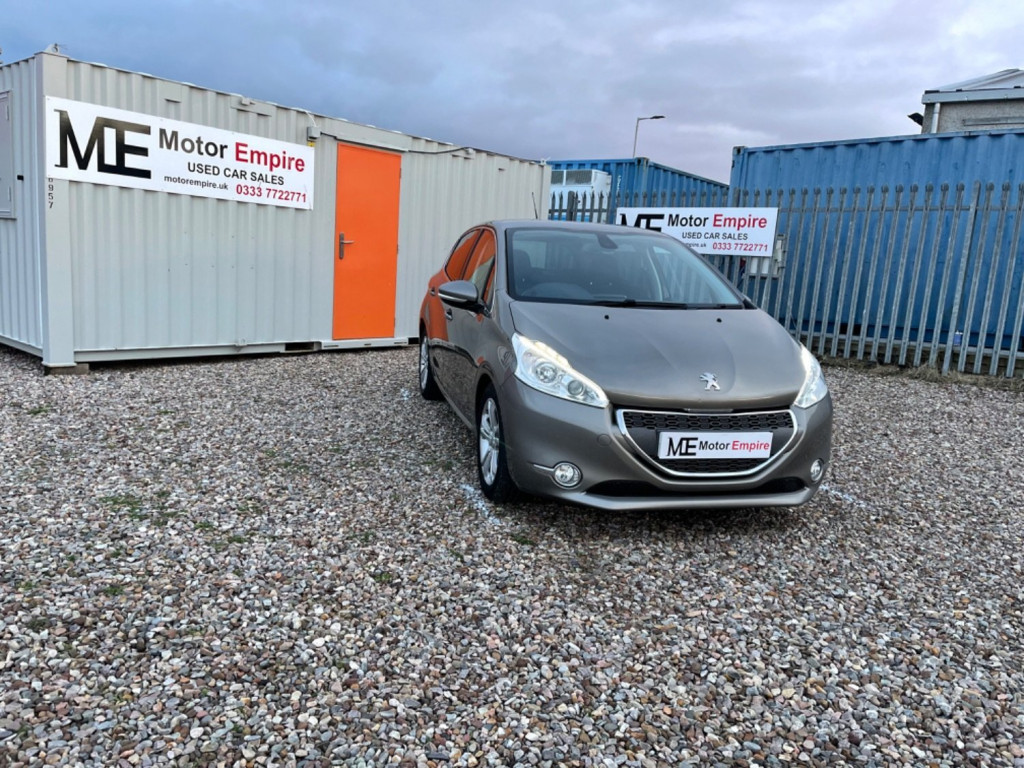 View PEUGEOT 208 E-HDI ALLURE