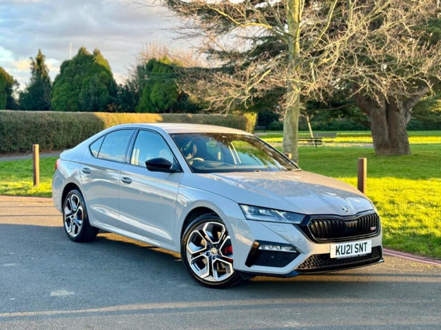 SKODA OCTAVIA 1.4 TSI iV 13kWh vRS