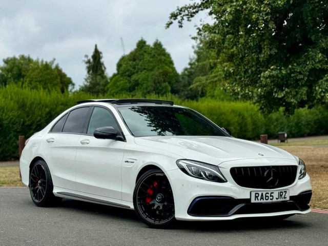 MERCEDES-BENZ C CLASS 4.0 C63 V8 BiTurbo AMG