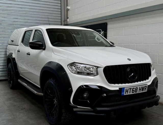 MERCEDES-BENZ X CLASS 2.3 CDI Pure