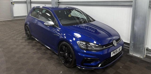 VOLKSWAGEN GOLF 2.0 TSI R