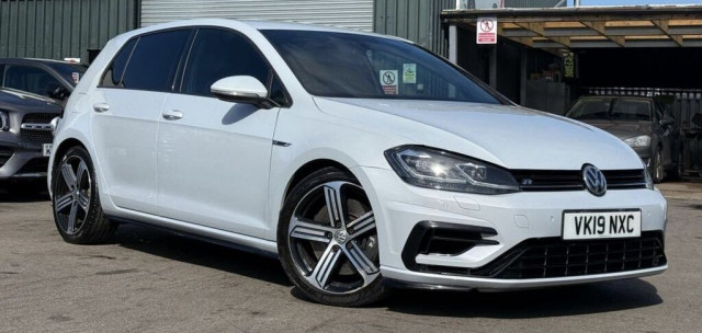 VOLKSWAGEN GOLF 2.0 TSI R