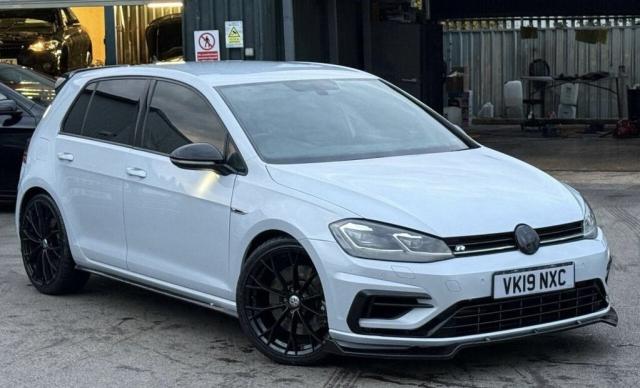 VOLKSWAGEN GOLF 2.0 TSI R