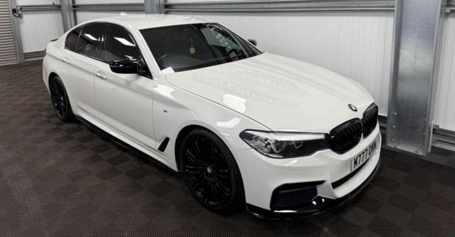 BMW 5 SERIES 2.0 520i M Sport Saloon