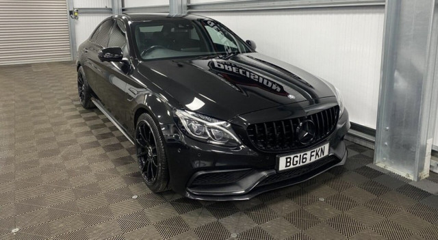 MERCEDES-BENZ C CLASS 4.0 C63 V8 BiTurbo AMG