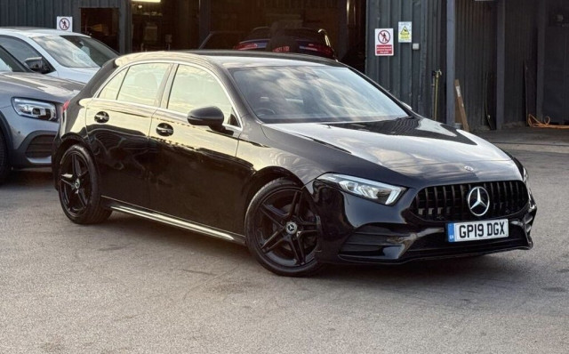 MERCEDES-BENZ A CLASS 1.5 A180d AMG Line