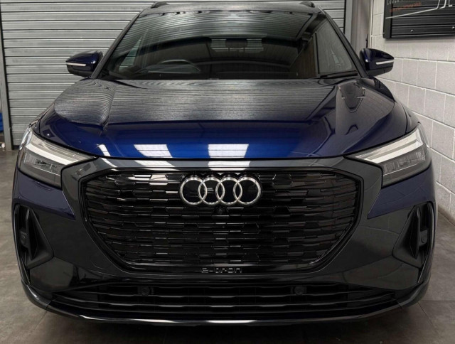 AUDI E-TRON 35 S line