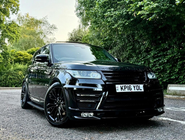 LAND ROVER RANGE ROVER SPORT 3.0 SD V6 HSE Dynamic