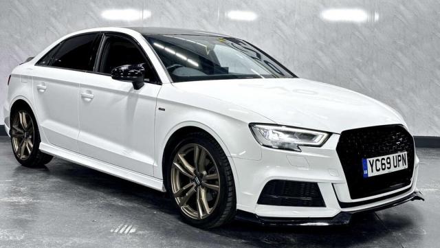 AUDI A3 1.5 TFSI CoD 35 S line