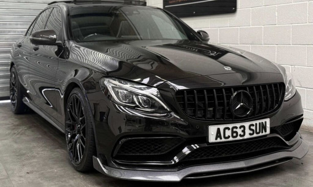MERCEDES-BENZ C CLASS 4.0 C63 V8 BiTurbo AMG S