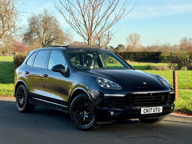 PORSCHE CAYENNE 3.0 TD V6 Platinum Edition