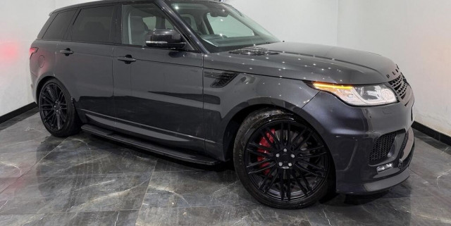 LAND ROVER RANGE ROVER SPORT 3.0 SD V6 HSE