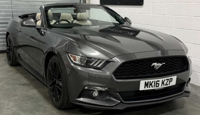 FORD MUSTANG 2.3 T EcoBoost