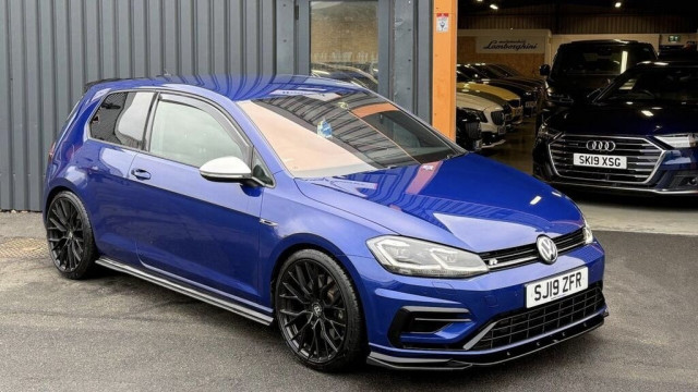 VOLKSWAGEN GOLF 2.0 TSI R
