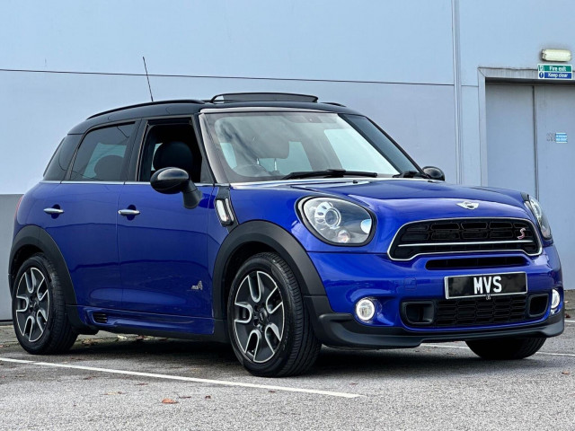 MINI COUNTRYMAN