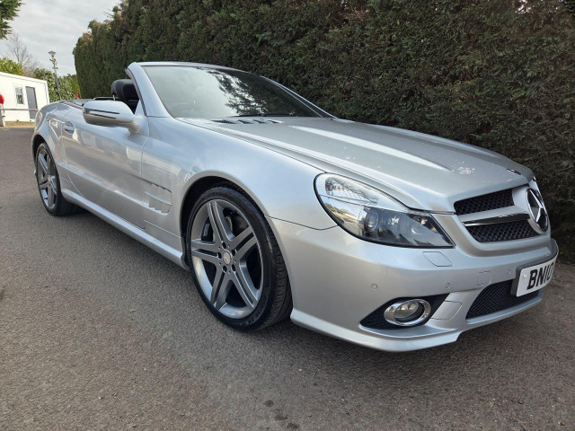 MERCEDES-BENZ SL